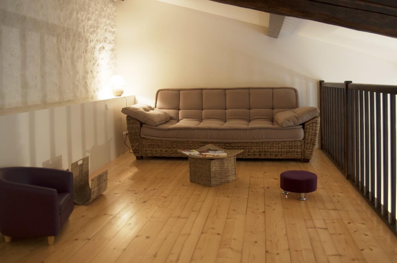 Chambre D'Hotes Clos Des Pierres Blanches Brie-sous-Archiac ภายนอก รูปภาพ