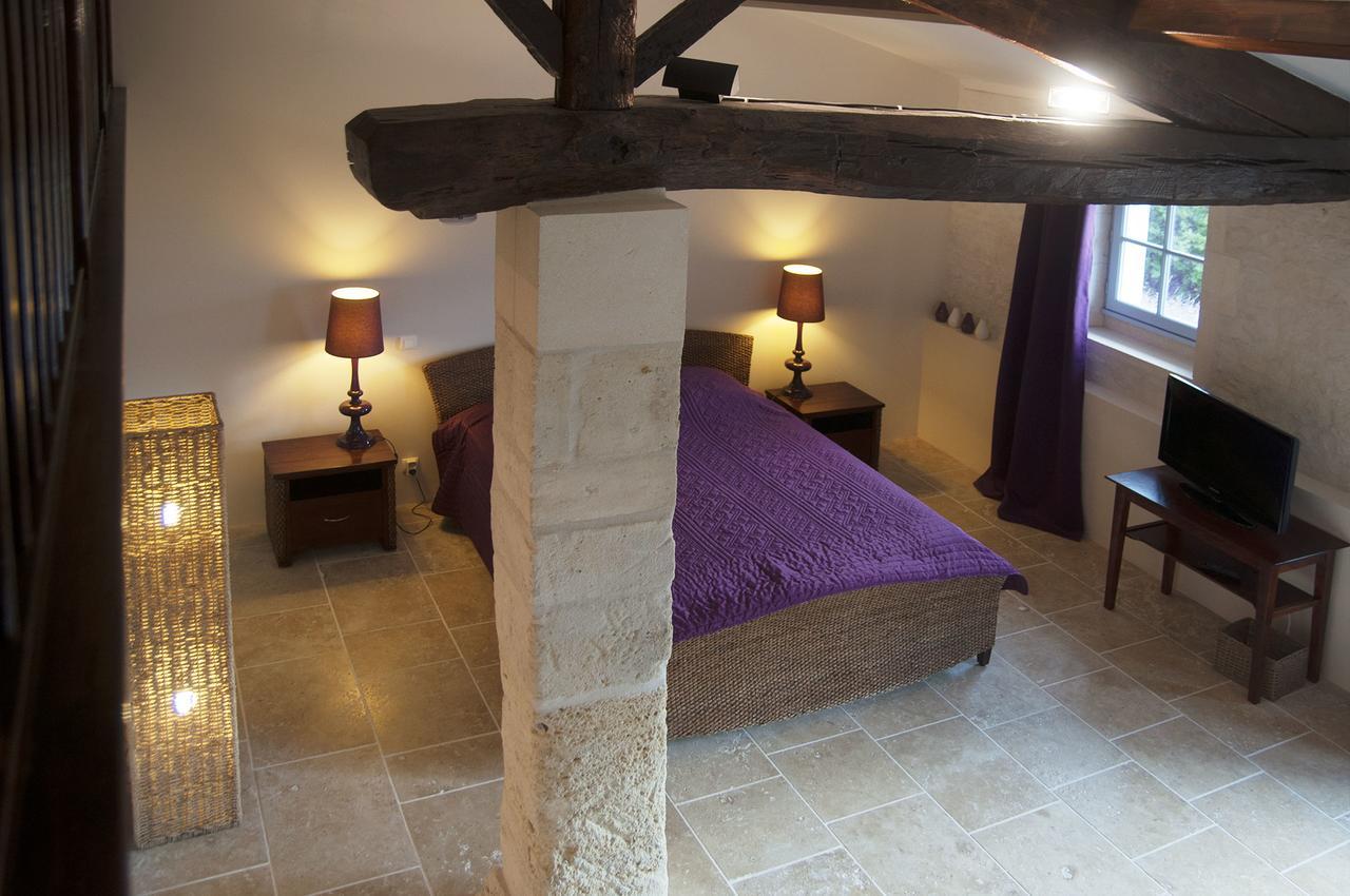 Chambre D'Hotes Clos Des Pierres Blanches Brie-sous-Archiac ภายนอก รูปภาพ